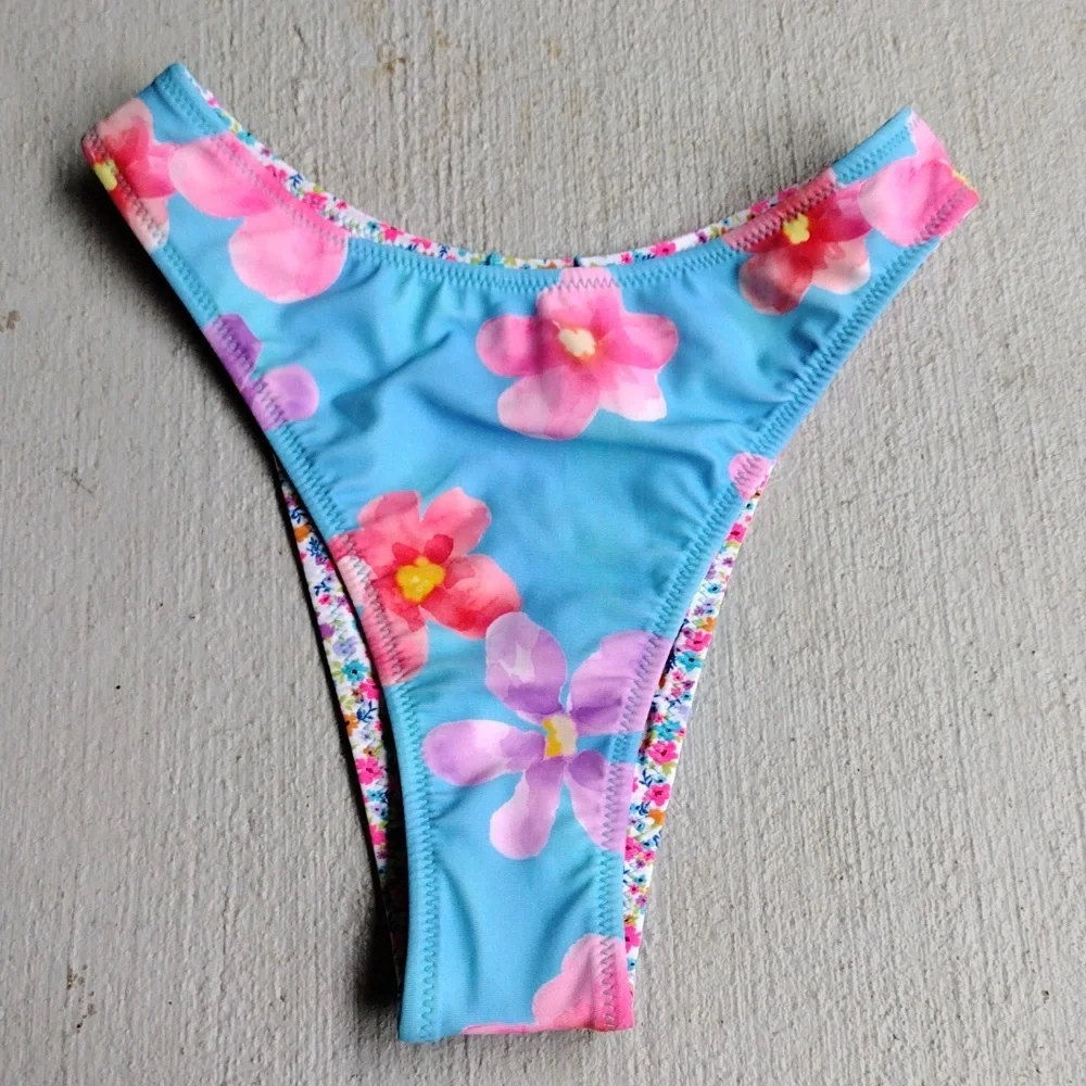 NWOT Reversible Mid-Rise Ultra High Leg Super Cheeky Bikini Wild Fable XXS - Picture 4 of 10